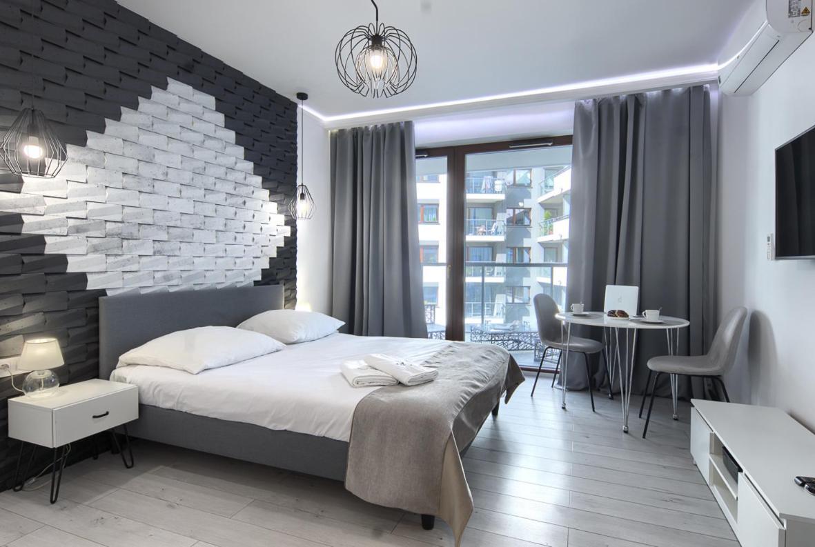 ורשה Wola Luxury Stay מראה חיצוני תמונה
