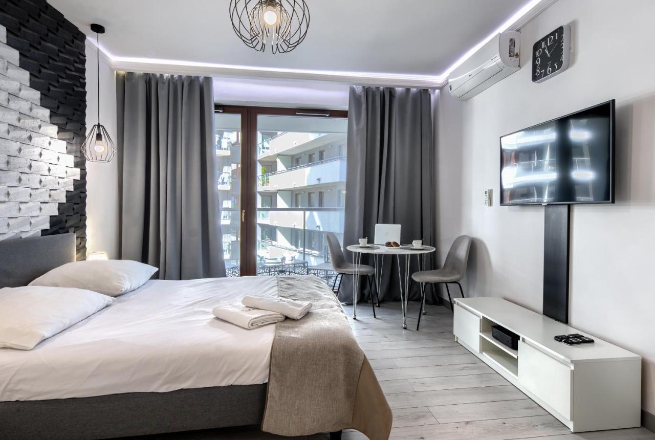 ורשה Wola Luxury Stay מראה חיצוני תמונה