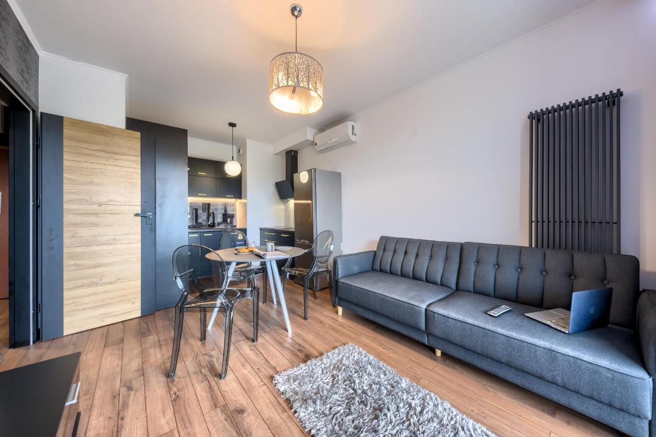 ורשה Wola Luxury Stay מראה חיצוני תמונה