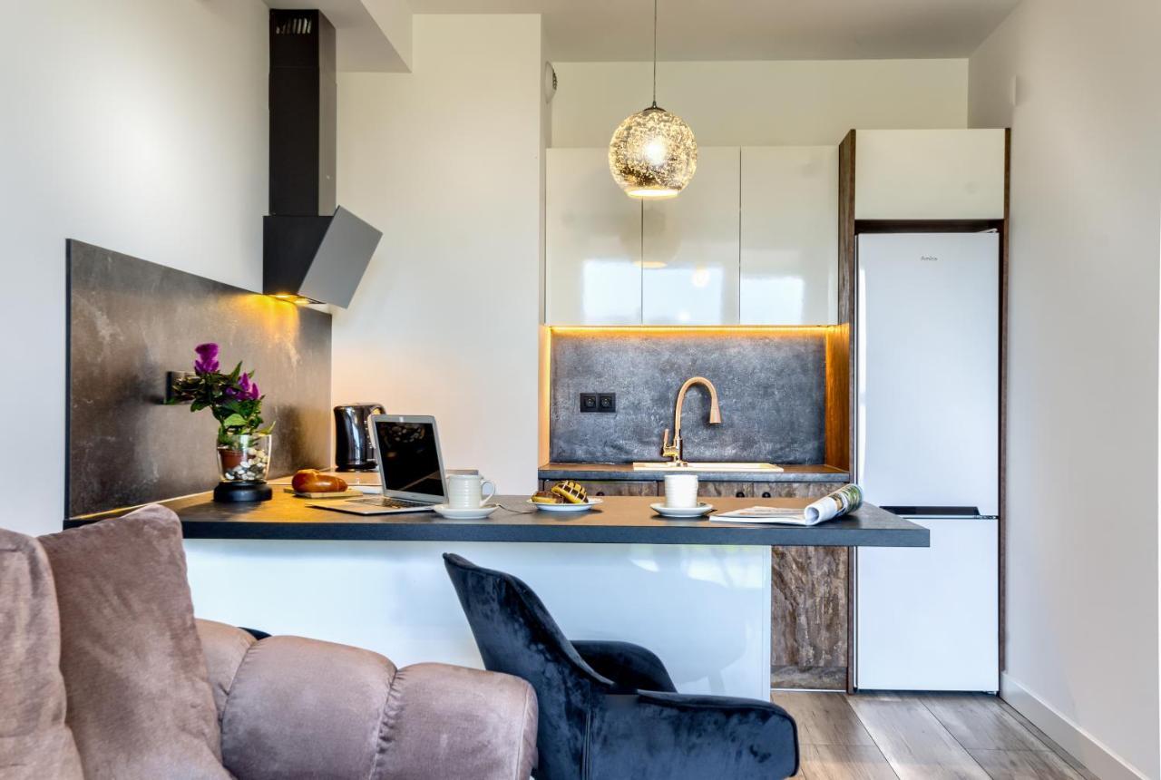 ורשה Wola Luxury Stay מראה חיצוני תמונה