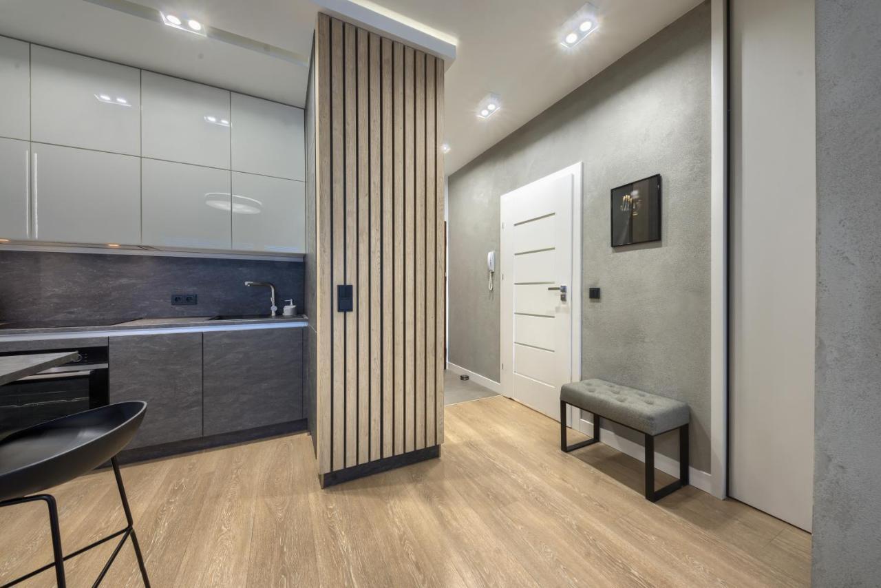 ורשה Wola Luxury Stay מראה חיצוני תמונה