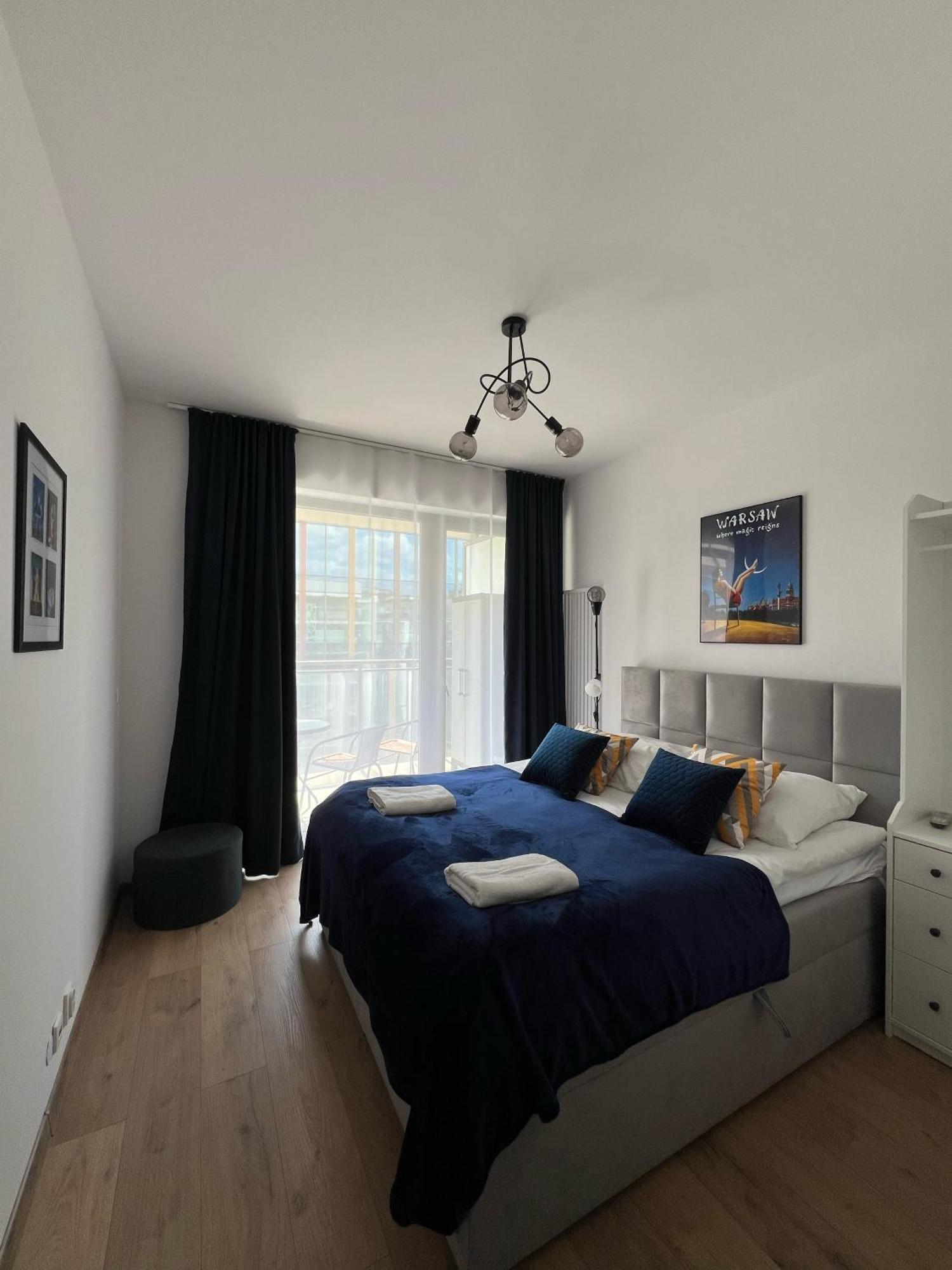 ורשה Wola Luxury Stay מראה חיצוני תמונה